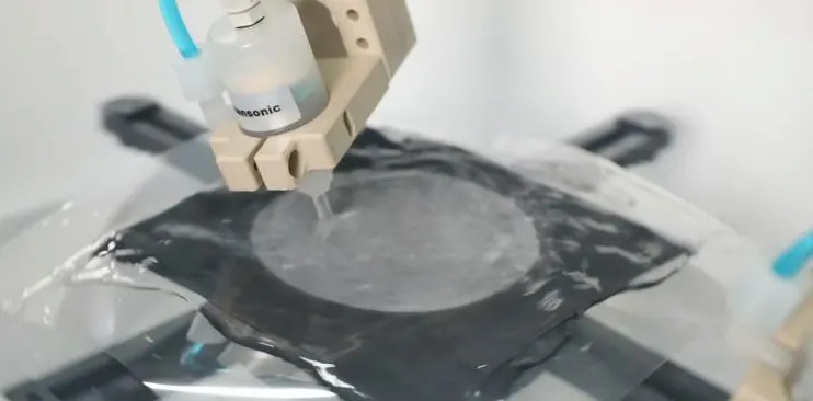 микроэлектроника өнеркәсібінде пластинаны тазалау wafer cleaning in microelectronics industry