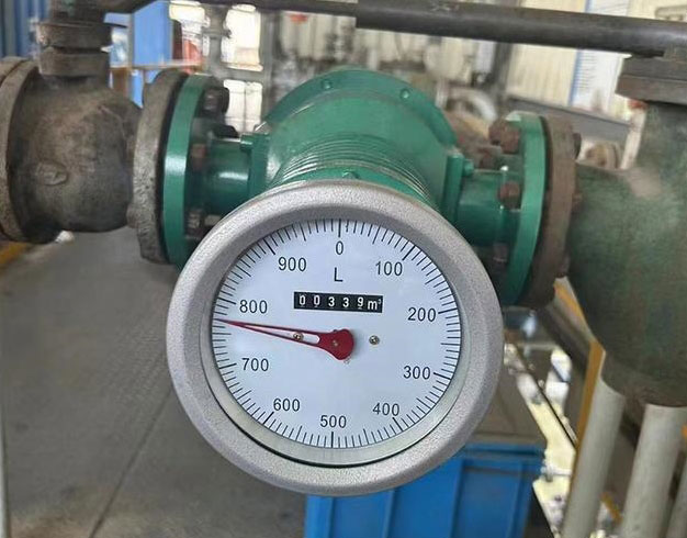 Mechanical flow meter for glycol flow measurement
